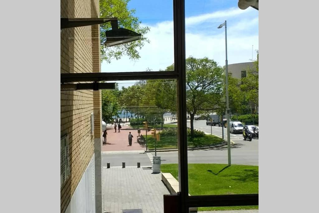 Sea Views & City Skyline Barcelona Bagian luar foto