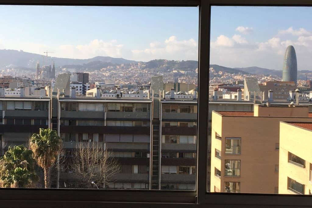 Sea Views & City Skyline Barcelona Bagian luar foto