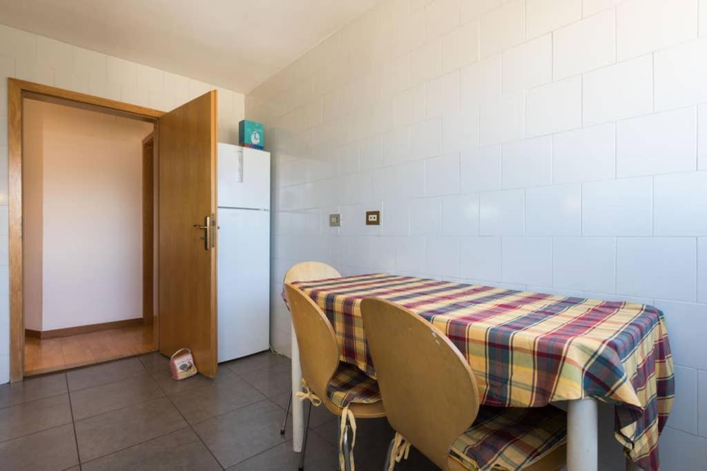 Sea Views & City Skyline Barcelona Bagian luar foto