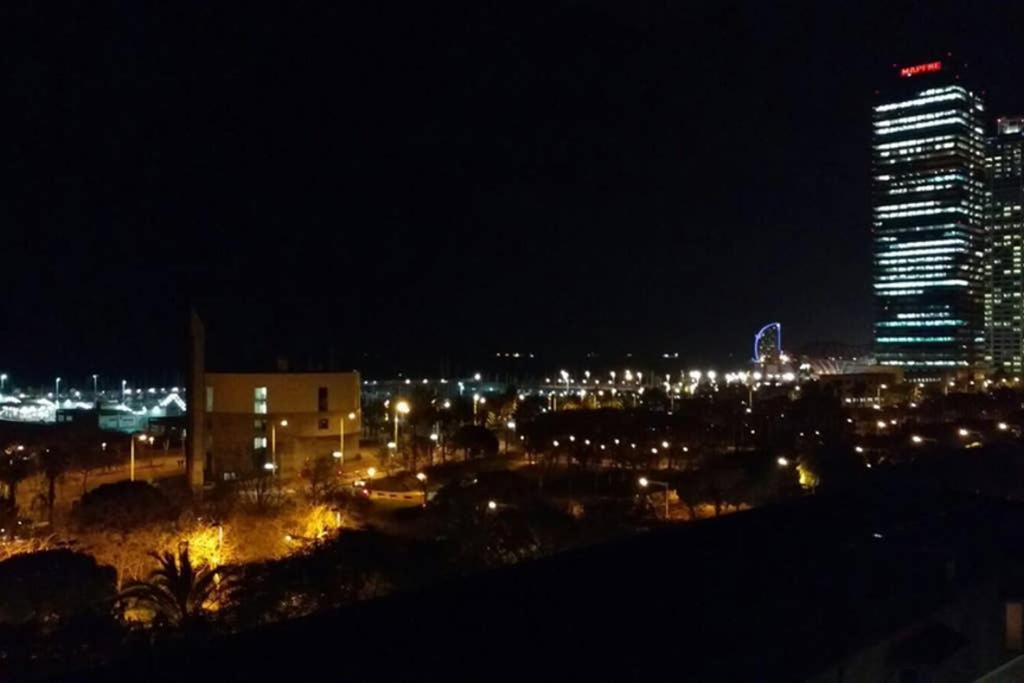 Sea Views & City Skyline Barcelona Bagian luar foto