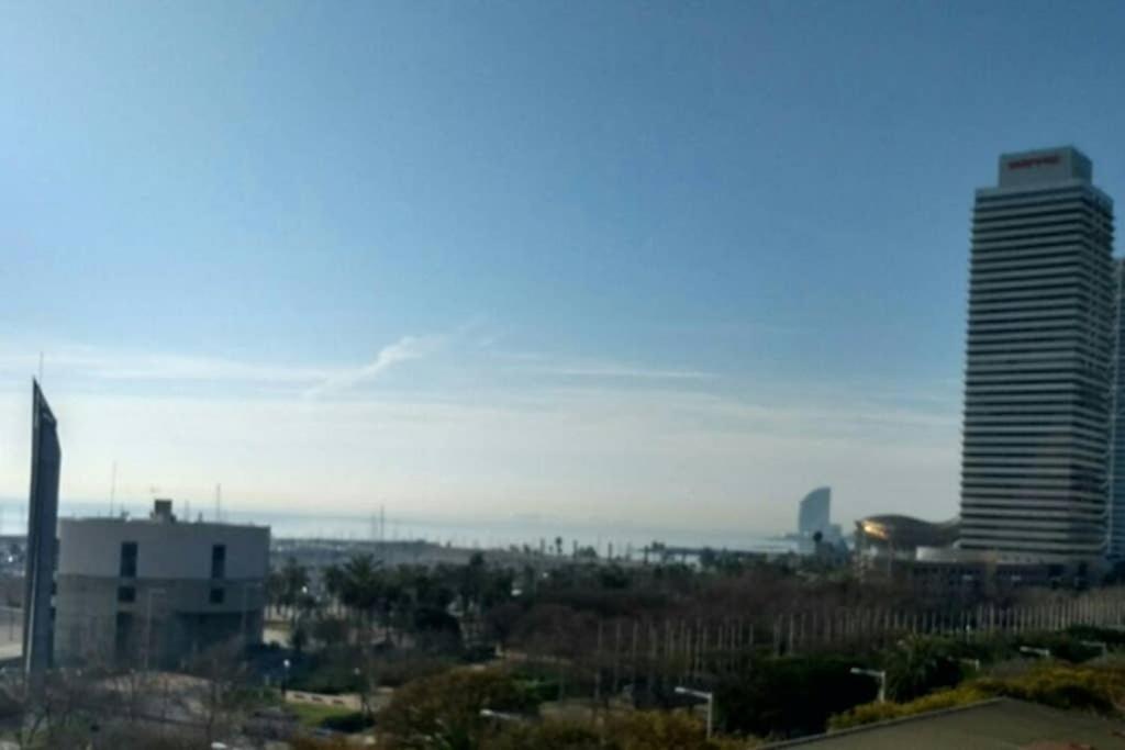 Sea Views & City Skyline Barcelona Bagian luar foto