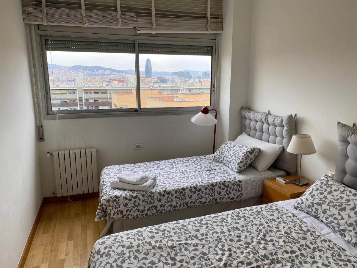 Sea Views & City Skyline Barcelona Bagian luar foto